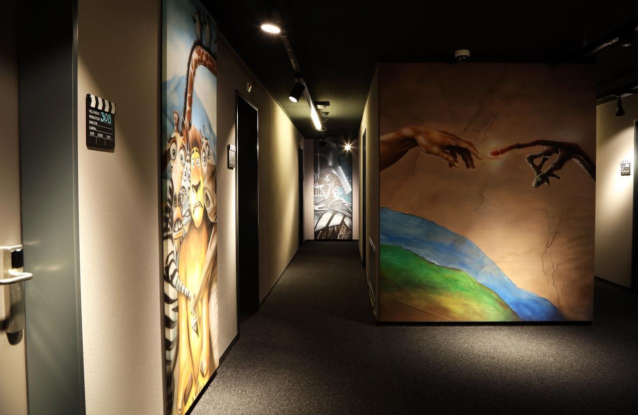 Hotel Cinema 8 Schoftland ภายนอก รูปภาพ